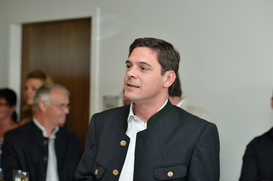  EIB1879.jpg